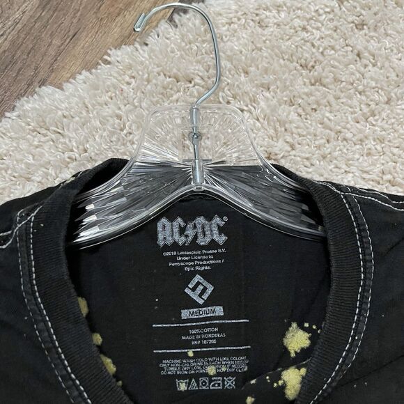 AC/DC Medium Black Bleached Grunge Rock Edgy Pull-Over Band Graphic Tee - Picture 2 of 3